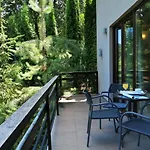 Guest house Greenhill 4*