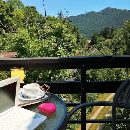 Greenhill Πανσιόν 4*