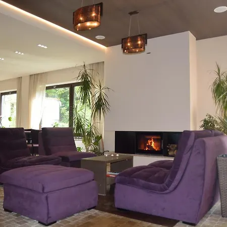 Greenhill בראשוב